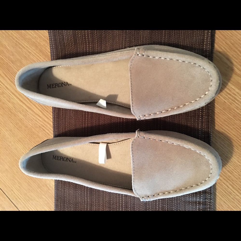 NWOT Women’s Shoes